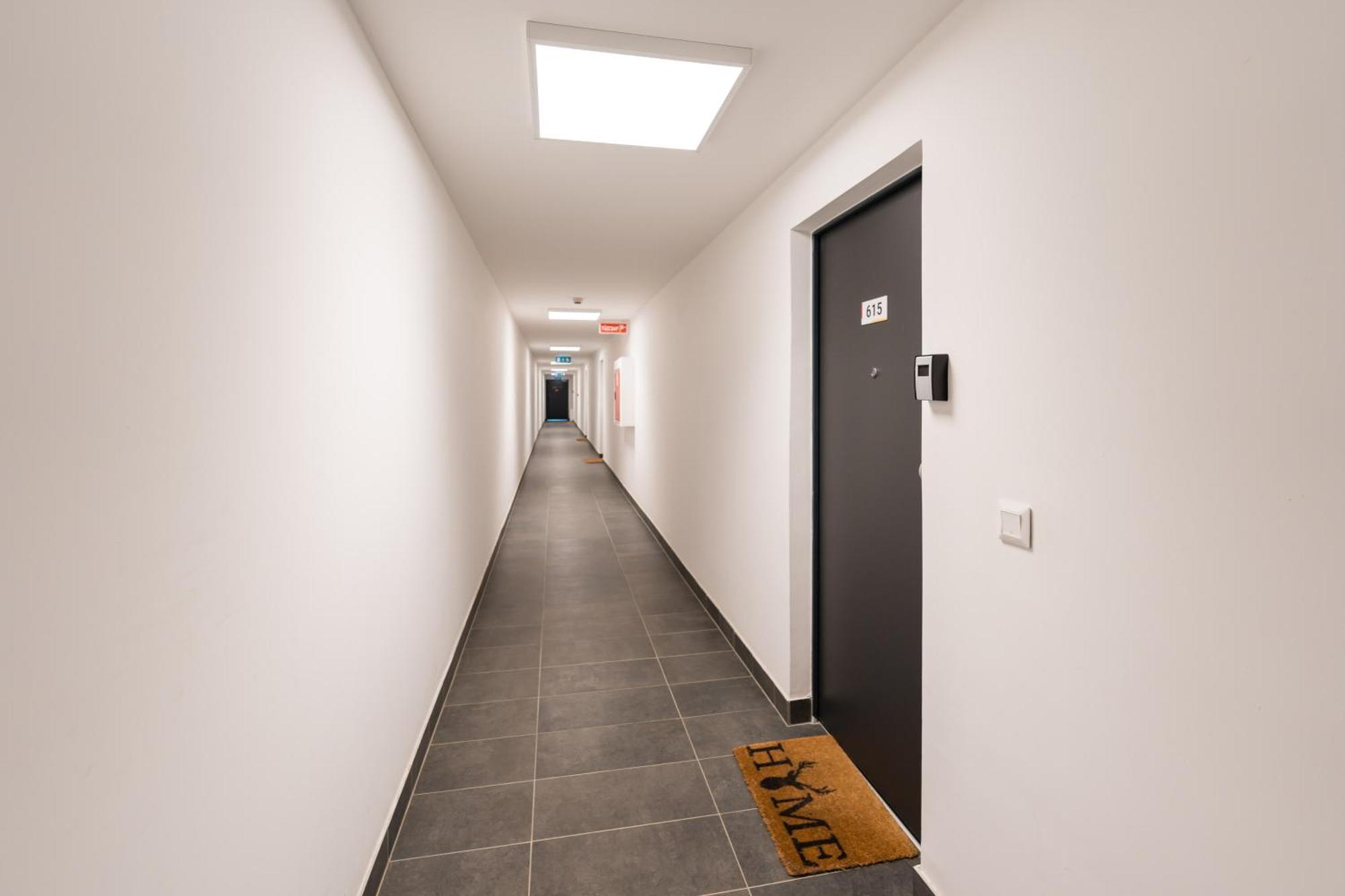 Brand New Modern Apartment-2 Rooms-Balcony-Garage Βουδαπέστη Εξωτερικό φωτογραφία
