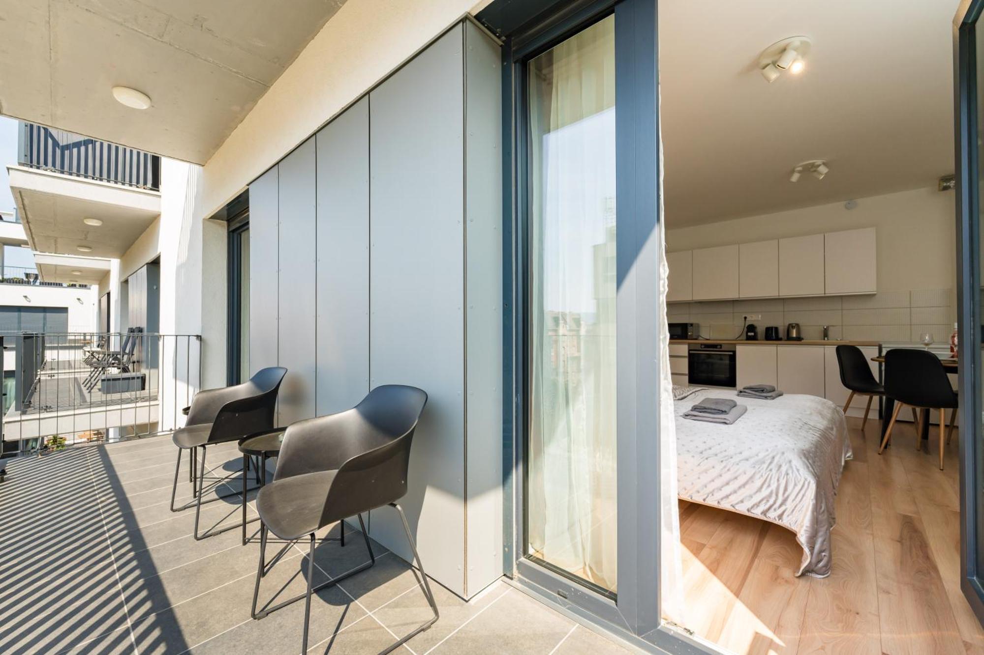 Brand New Modern Apartment-2 Rooms-Balcony-Garage Βουδαπέστη Εξωτερικό φωτογραφία