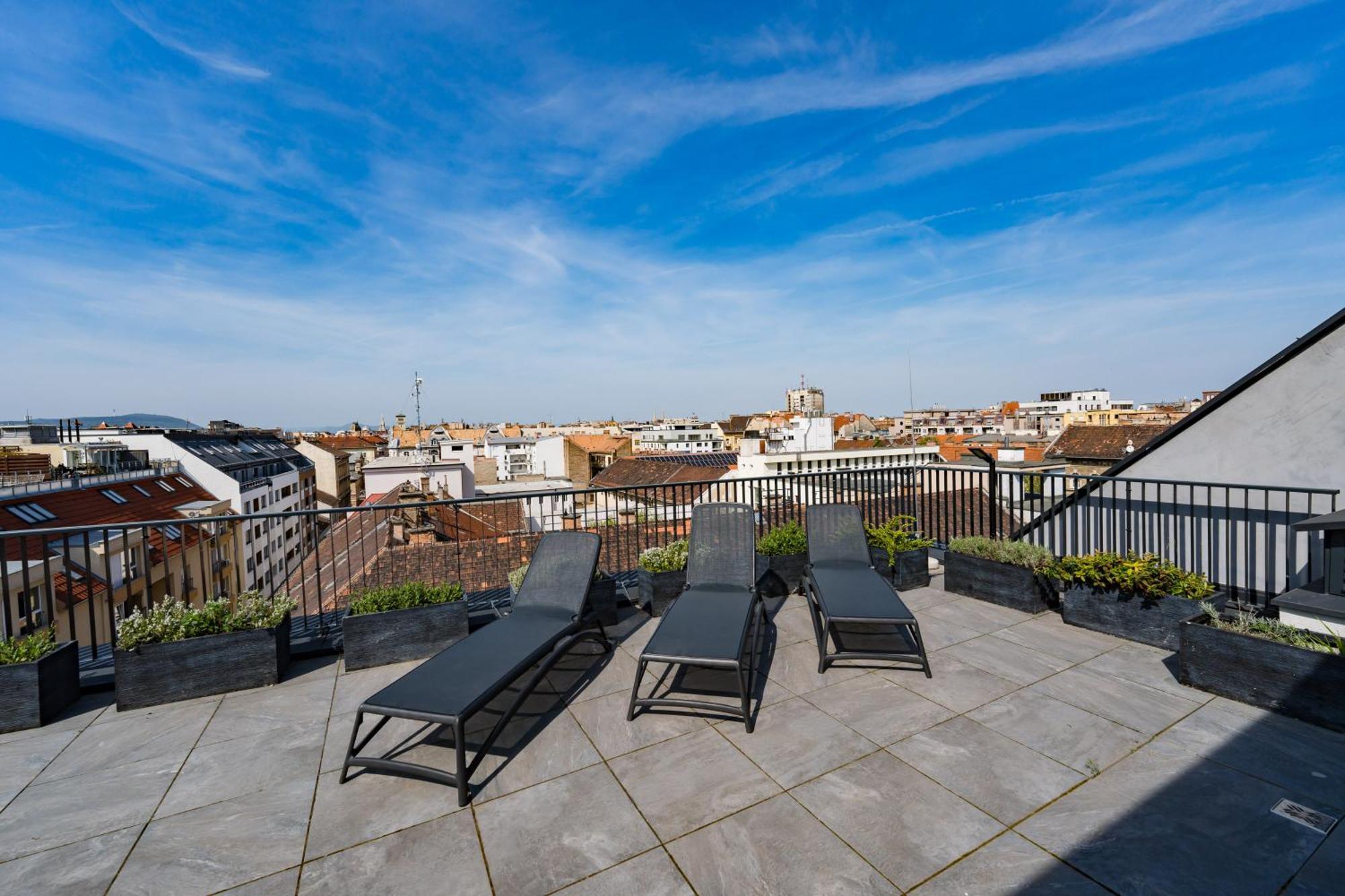 Brand New Modern Apartment-2 Rooms-Balcony-Garage Βουδαπέστη Εξωτερικό φωτογραφία